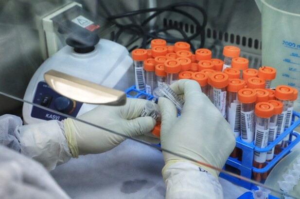 Foto da matéria Média diária de casos de covid cai para 12, segundo Secretaria de Saúde