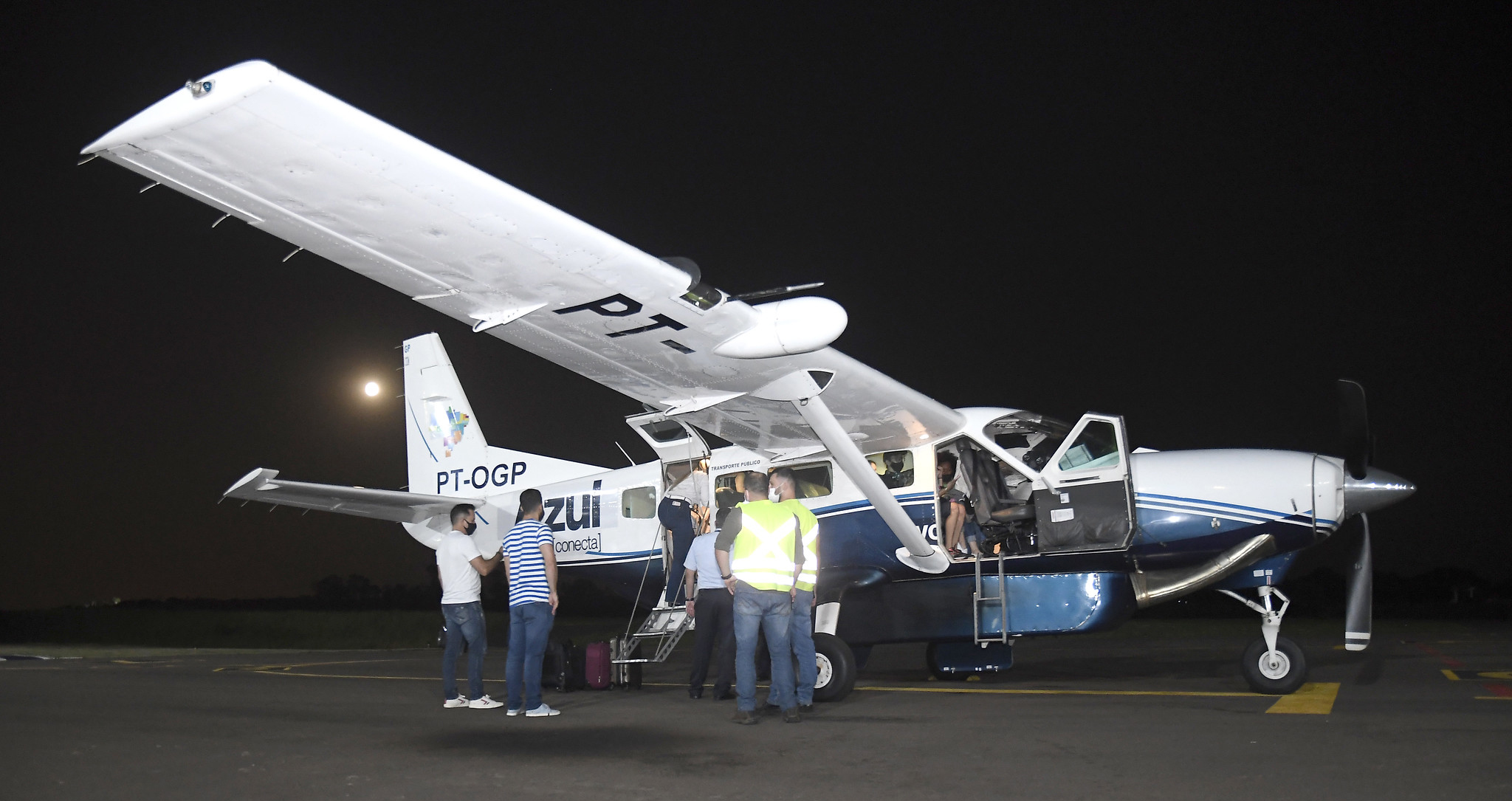 Foto da matéria Com um mês de operação, linha aérea para Curitiba já levou 150 passageiros