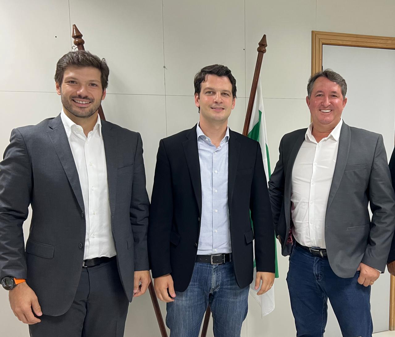 Foto da matéria Pimentel pleiteia junto ao governo do Estado recursos para obras em Umuarama